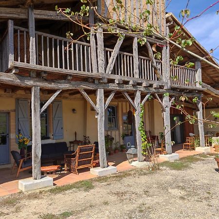 Ferme Ahoco Chambre D'Hotes Residence D'Artistes Lavit Exterior foto