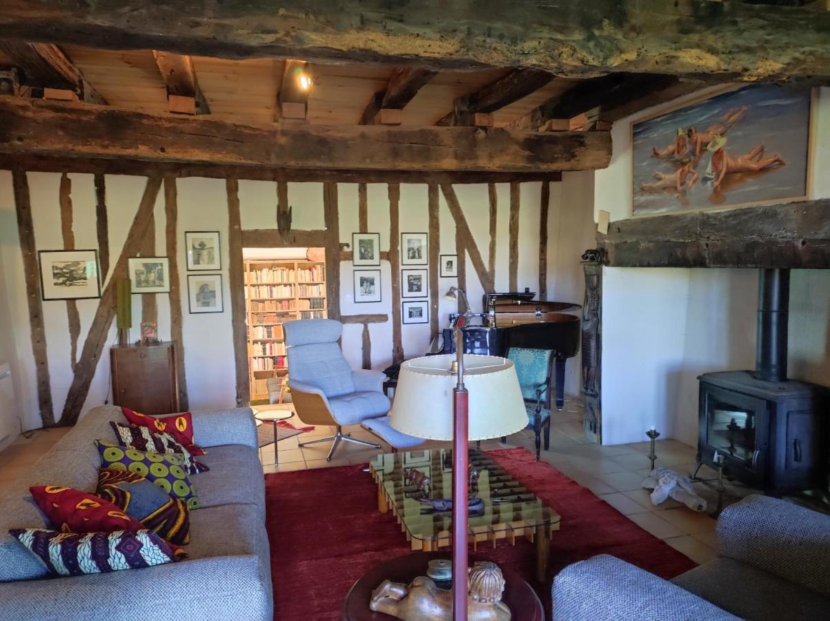 Ferme Ahoco Chambre D'Hotes Residence D'Artistes Lavit Exterior foto